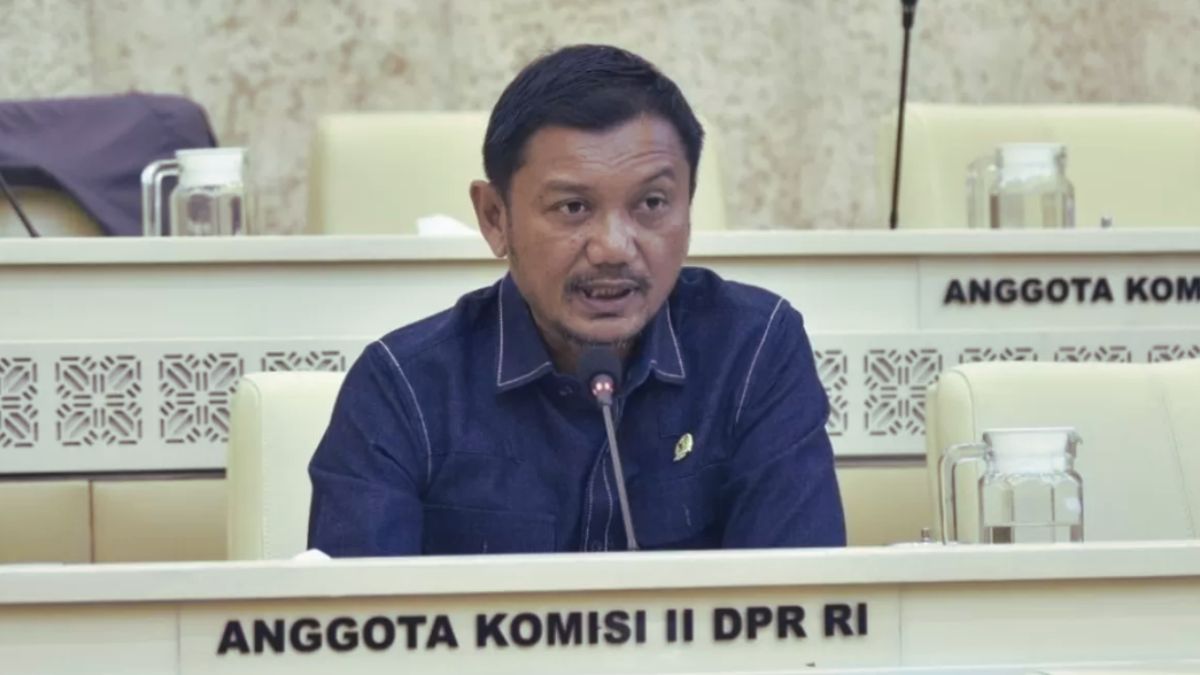 Kenaikan gaji kepala daerah