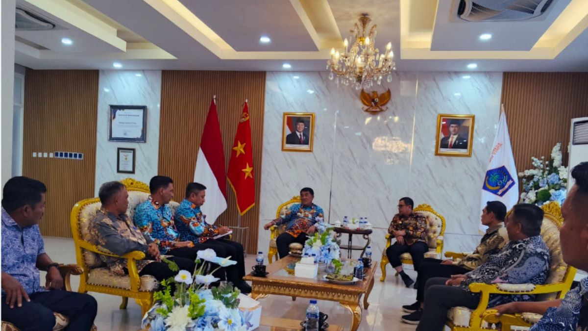 Krisis air dan jalan rusak Boltara