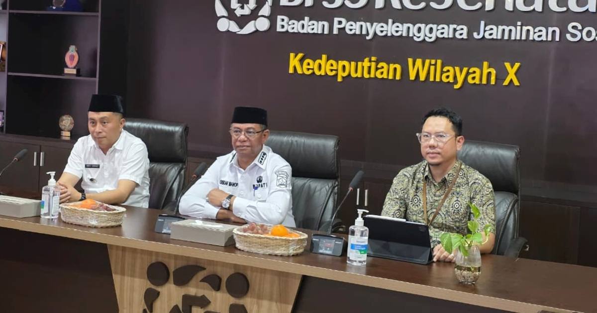 Warga Boltim kini bisa berobat cukup menggunakan KTP atau KK.