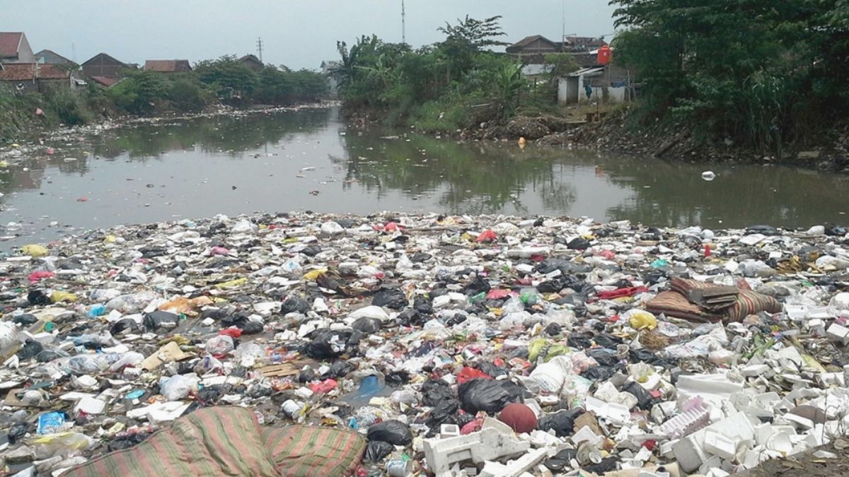 Krisis Plastik Indonesia