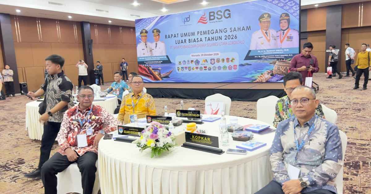 Bupati Boltim Oskar Manoppo mendukung penataan pengurus Bank SulutGo sesuai arahan OJK.