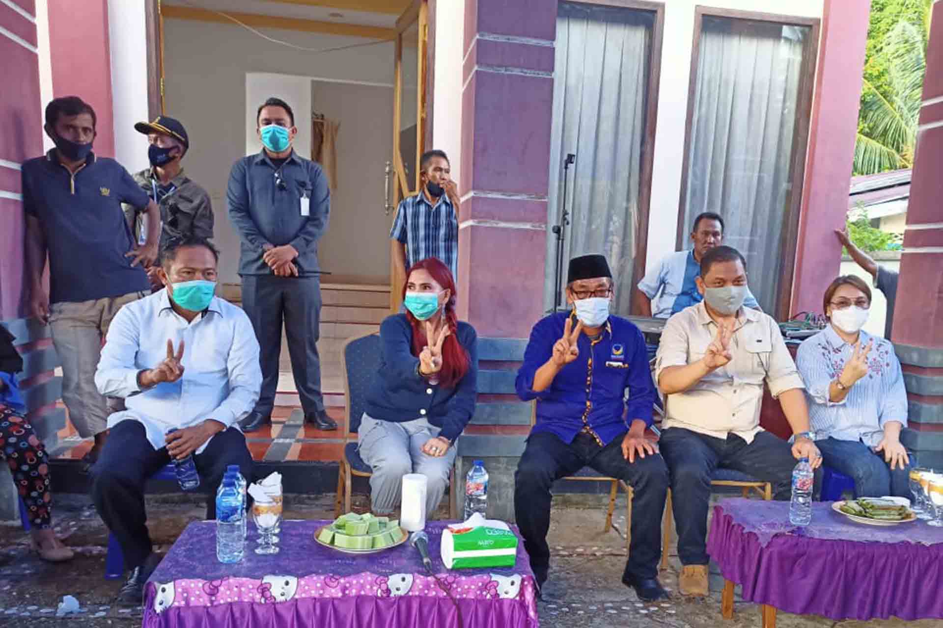 Pasangan Colan Gubernur (Cagub) dan Calon Wakil Gubernur (Cawagub) Vonnie Anneke Panambunan - Hendry Runtuwene (VAP Hendry)