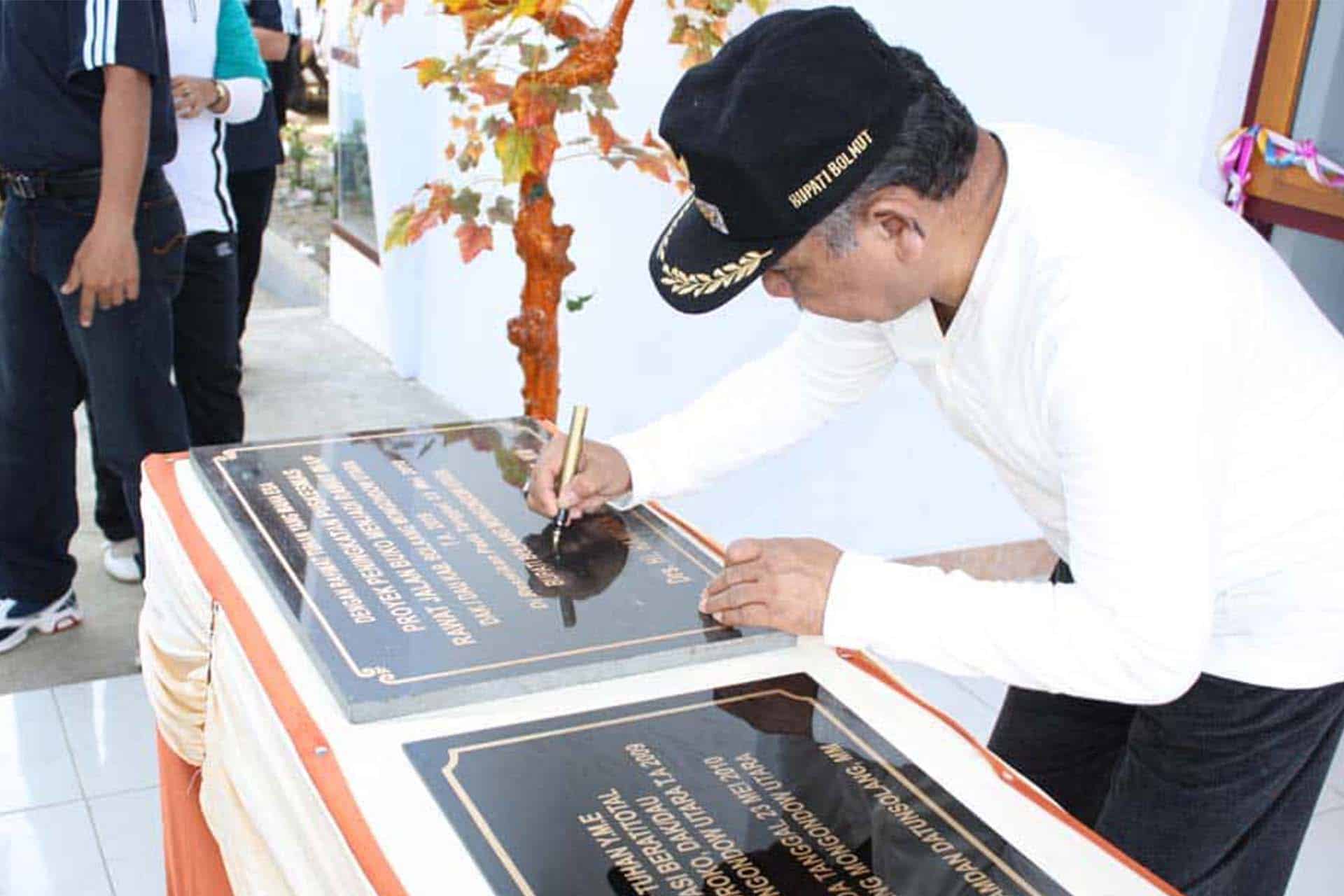Dr Sugeng Hermawan