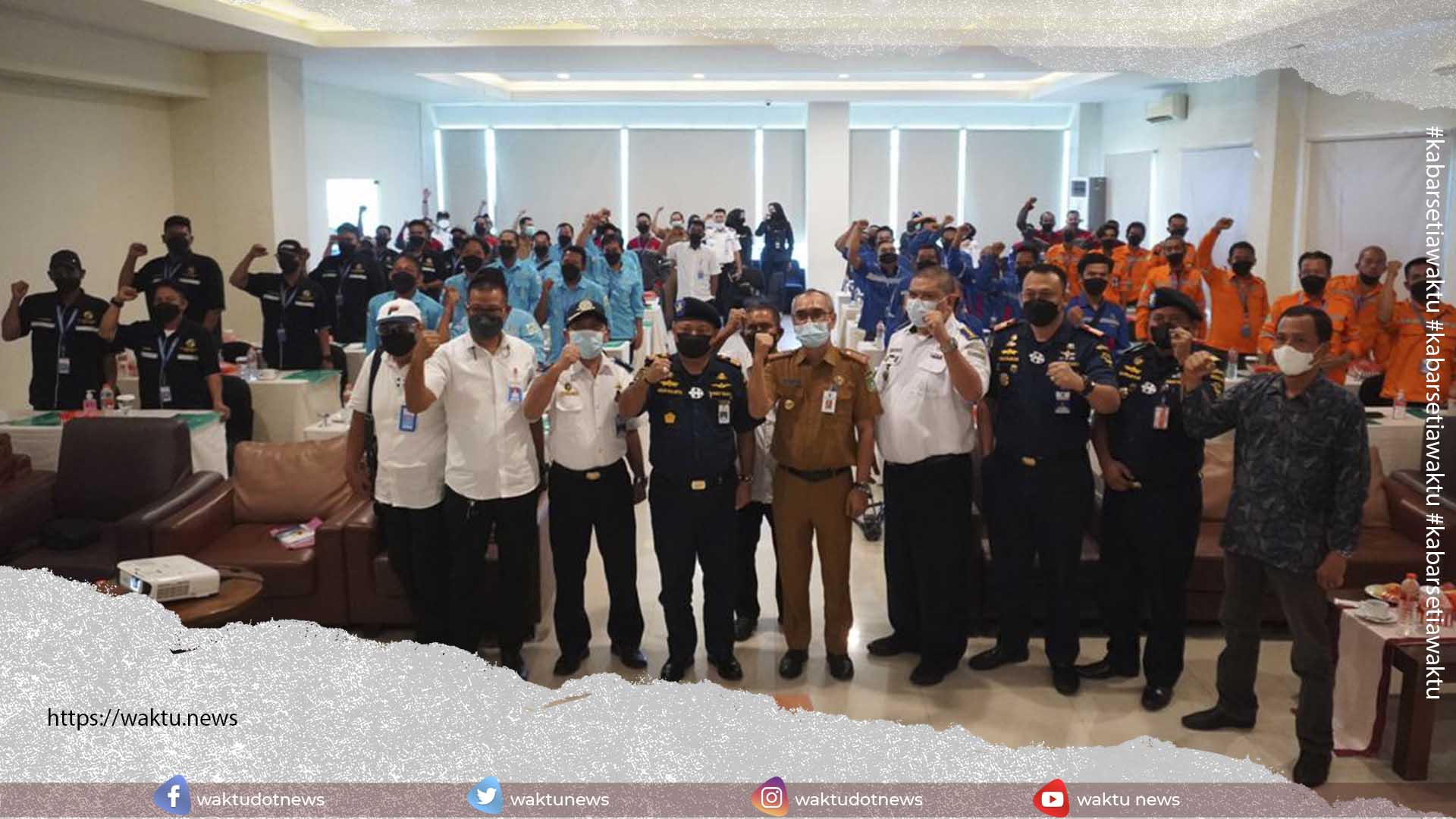 Buruh Pelabuhan Ikut Diklat Kemenhub