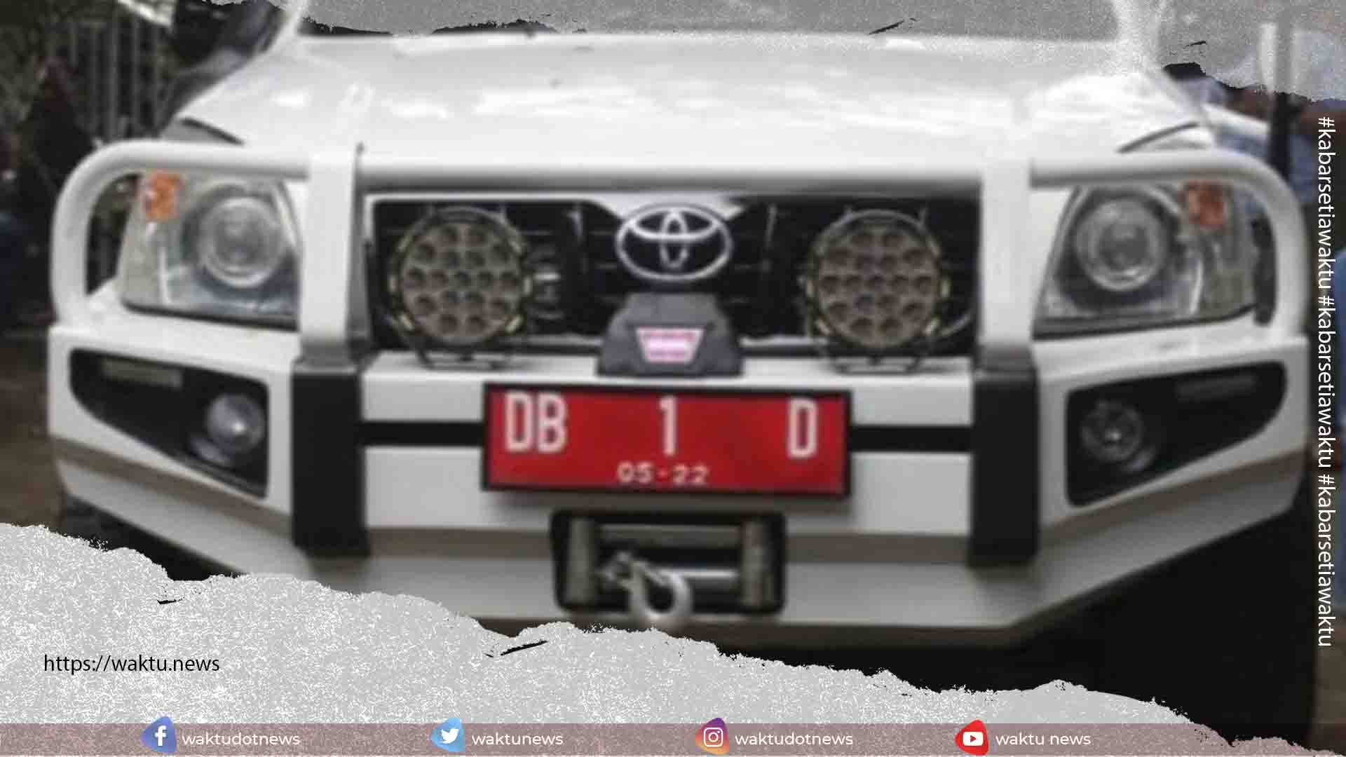 Bupati Boltim Terima Hadiah Mobil Mewah