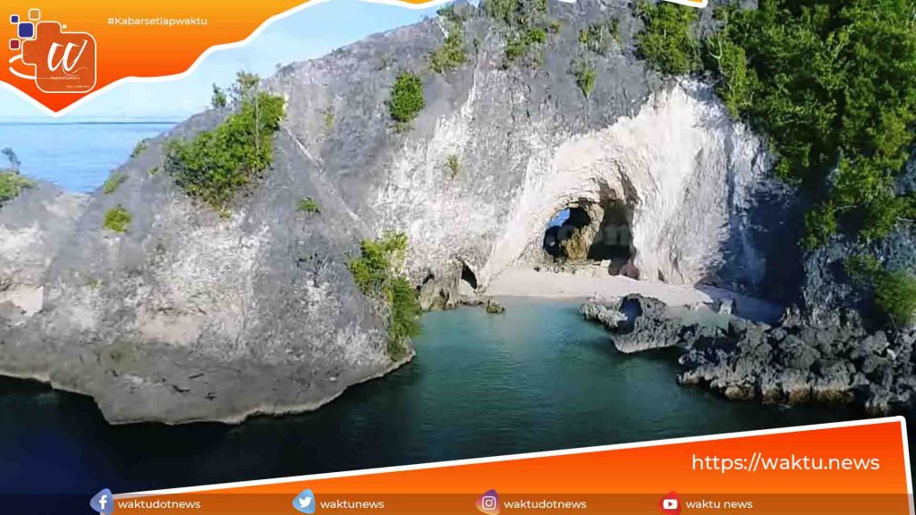 Pantai Batu Lubang