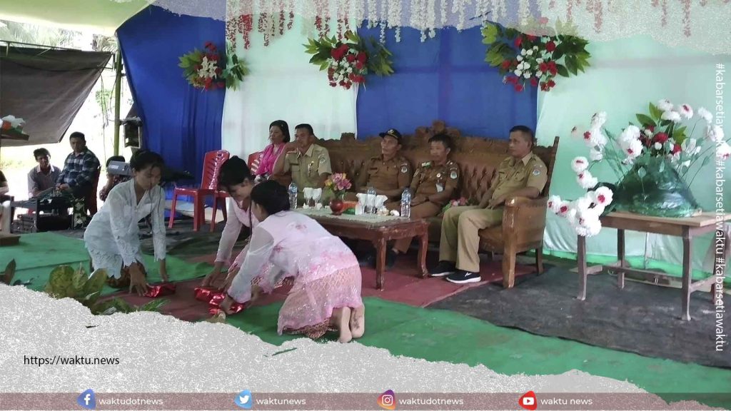 Molobog Timur Gelar Adat Tulude 
