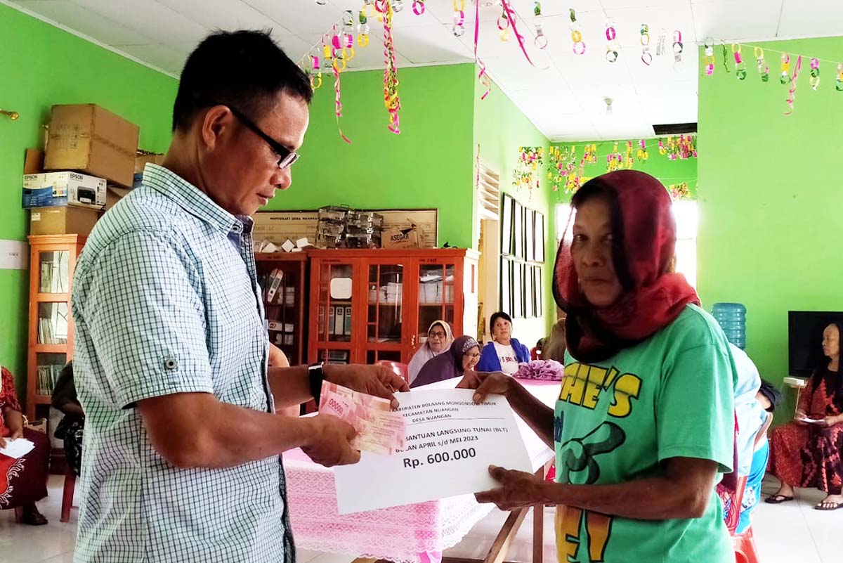 Desa Nuangan Salurkan BLT DD 2023 untuk Dua Bulan