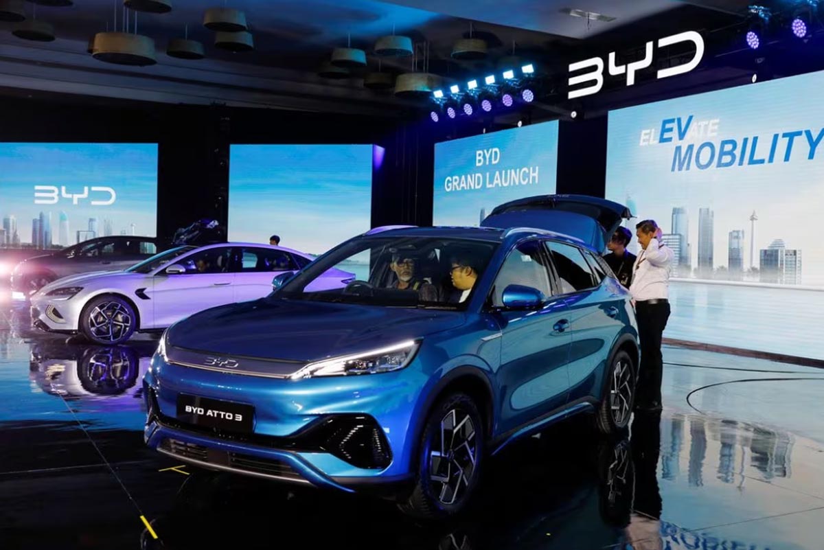 Tesla dan Raksasa Mobil China