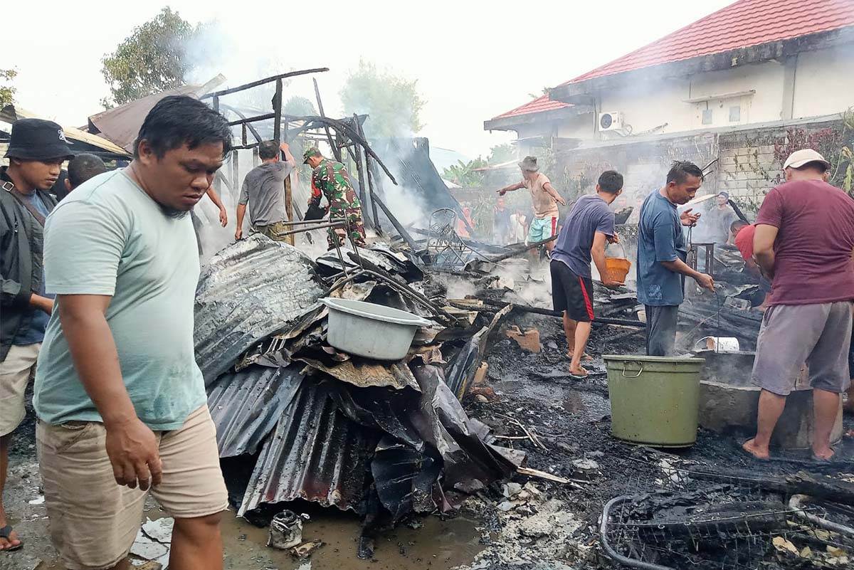 Kebakaran Hanguskan Rumah Abdul Adar Marenteng