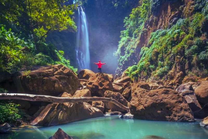 Air Terjun Bissappu