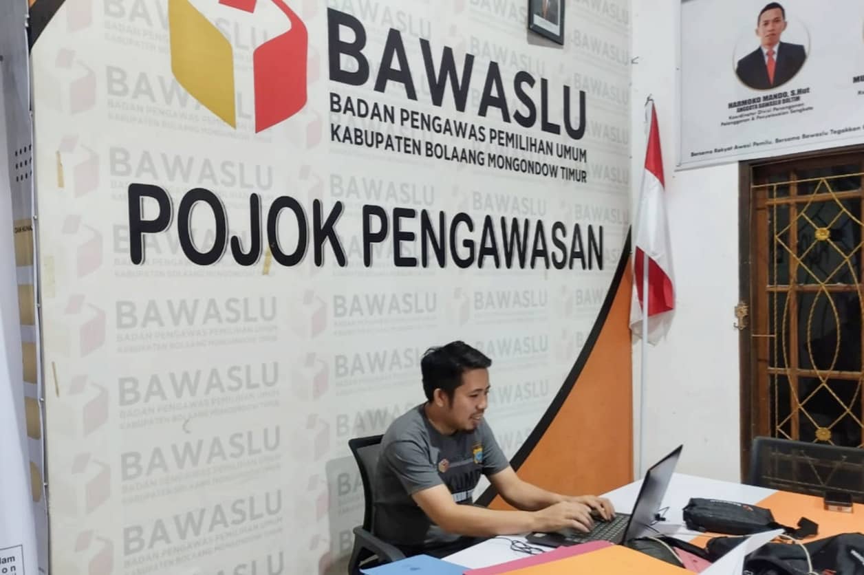 Politik Uang Tim Paslon OPPO ARGO