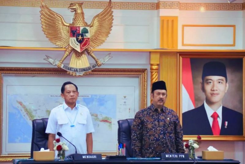 Mendagri Serukan Pemda Bersihkan Sampah Visual