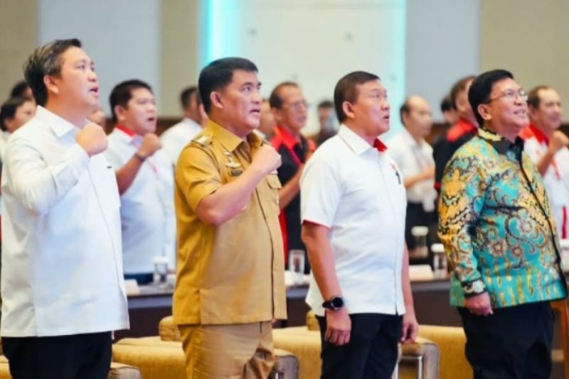 Jerry Waleleng Ketua Umum KONI Sulut