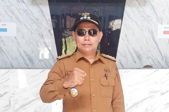 Camat Nuangan Boltim Mursit Mamonto