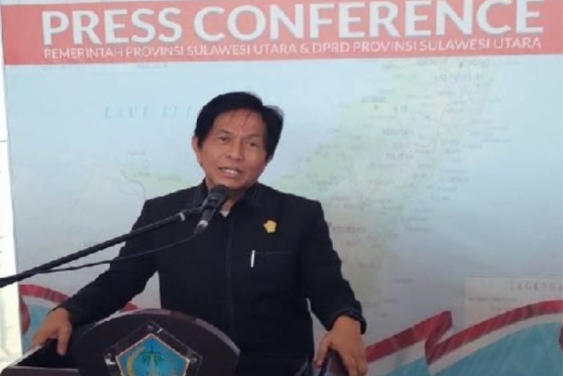 Penundaan pelantikan Wakil Ketua DPRD Sulut