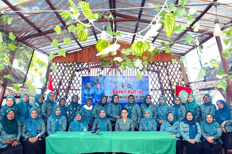 rapat perdana PKK Bolmut