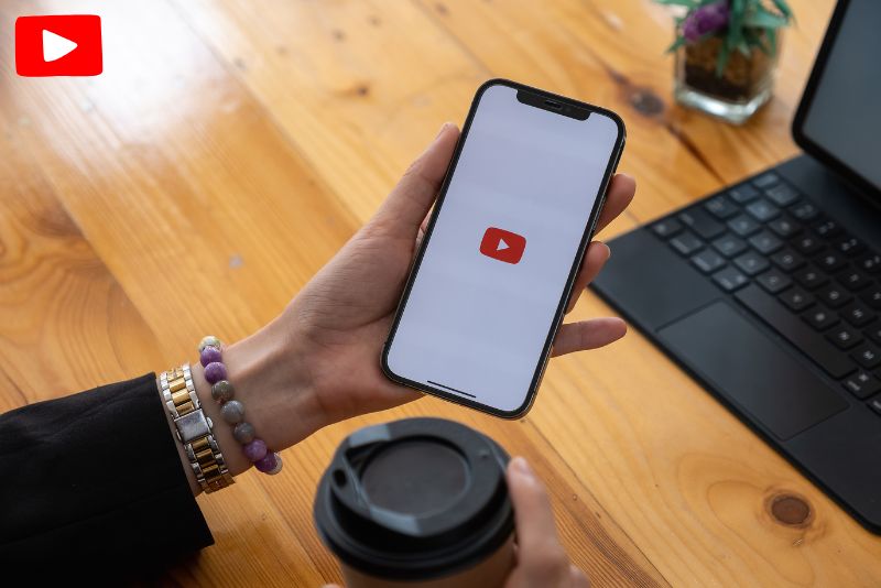 video pertama YouTube