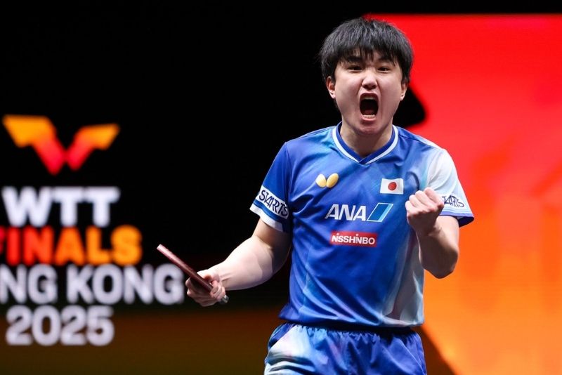 Tomokazu Harimoto juara WTT Finals Hong Kong 2025
