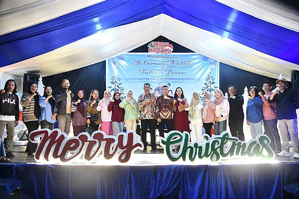 Wakil Bupati Boltim Argo Sumaiku menggelar open house Natal 2025