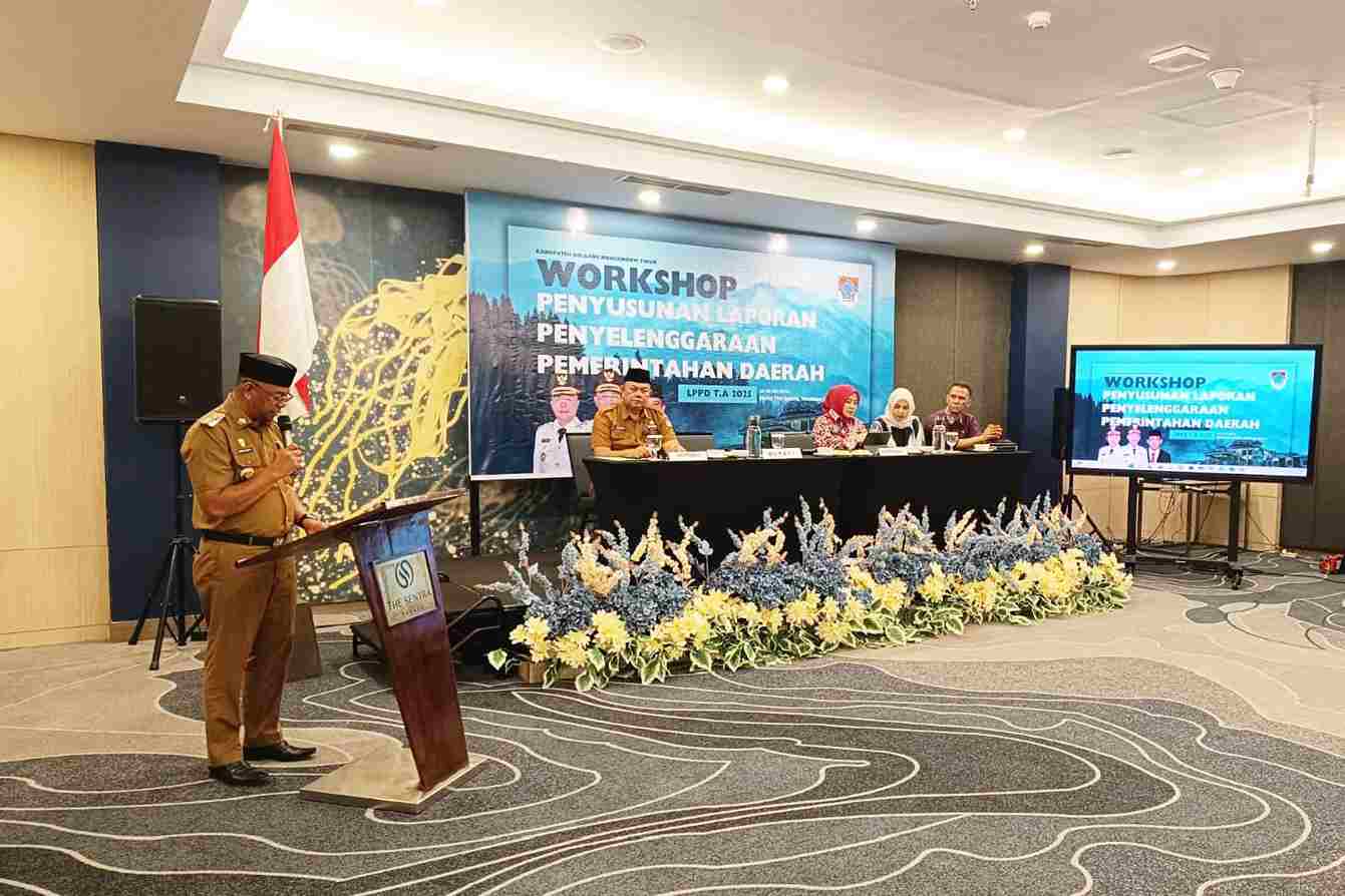 Bupati Boltim Oskar Manoppo membuka Workshop Penyusunan LPPD Tahun 2025