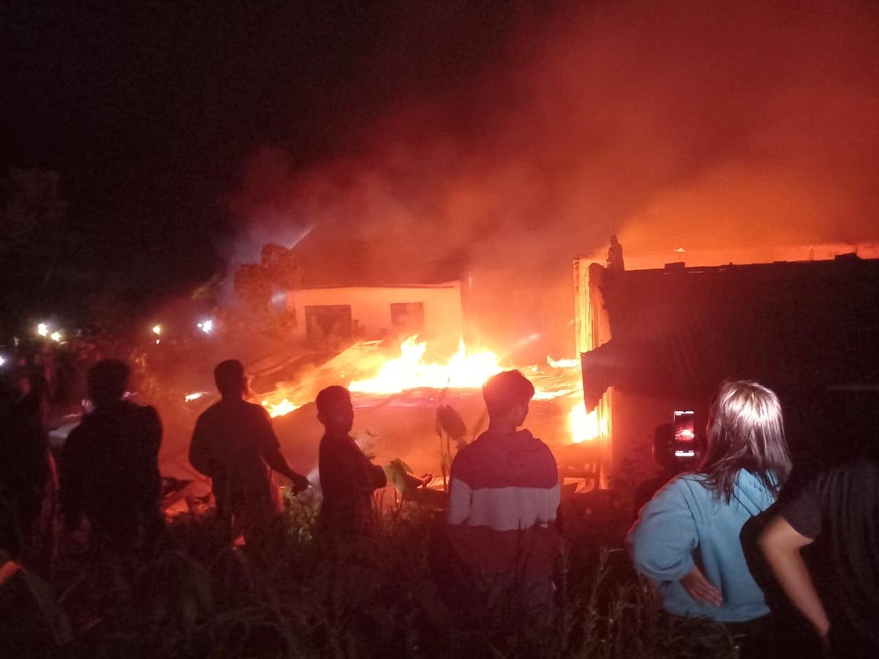 Kebakaran rumah warga di Dusun III, Desa Modayag, Boltim