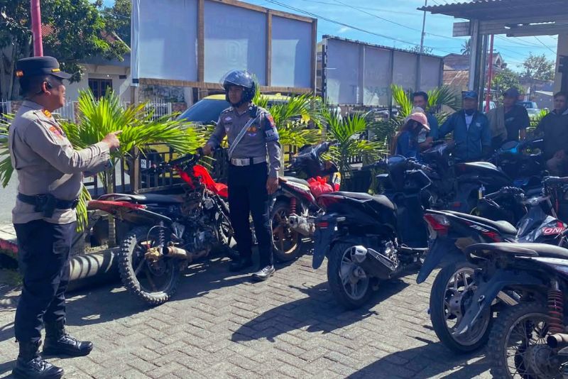 operasi keselamatan lalu lintas