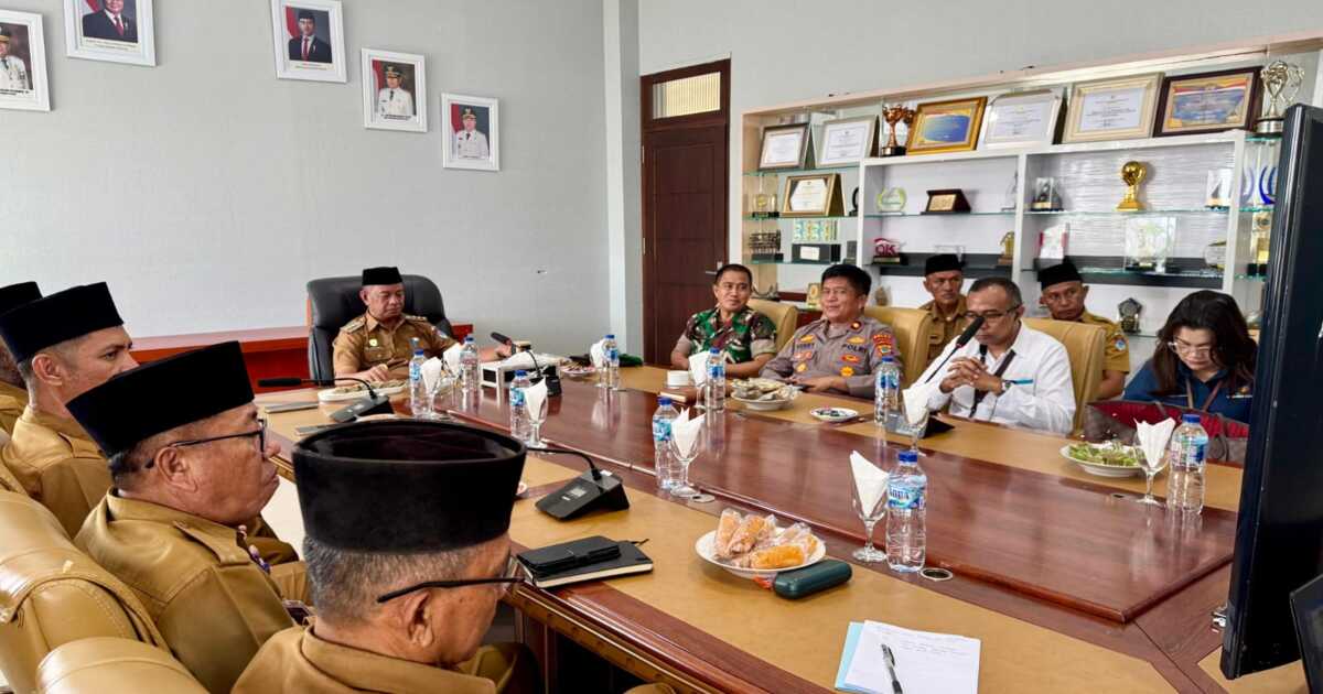 Bupati Boltim Oskar Manoppo mengikuti peluncuran pendidikan antikorupsi secara daring