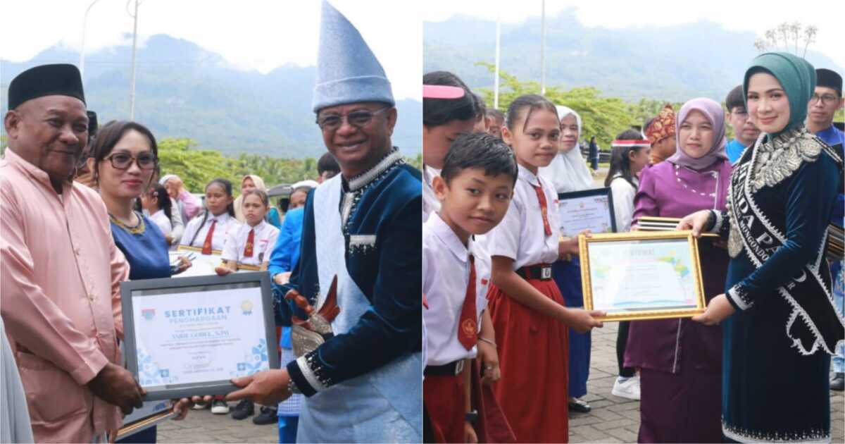 Siswa berprestasi menerima penghargaan pada peringatan Hardiknas 2026 di Boltim