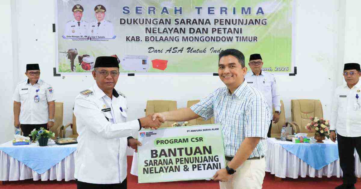 Bupati Oskar Manoppo menerima bantuan CSR dari PT Arafura Surya Alam untuk kelompok nelayan dan petani di Boltim.