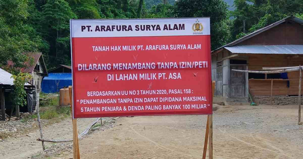 Papan informasi PT ASA yang dipasang di kawasan Panang Desa Kotabunan memicu protes warga.