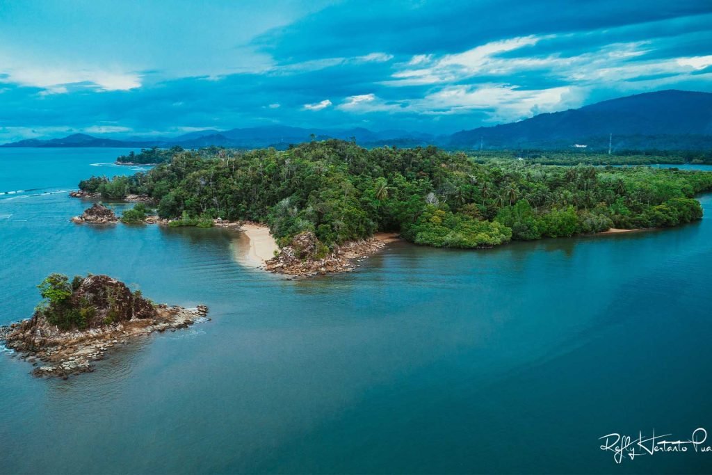 pulau damar boroko