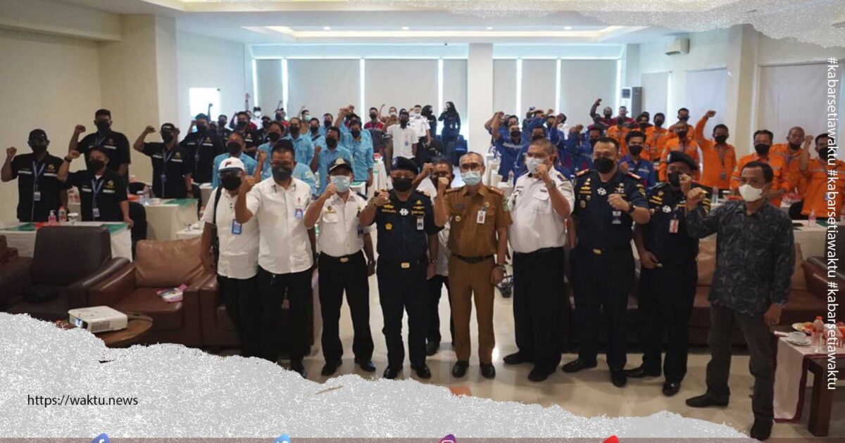 Buruh Pelabuhan Ikut Diklat Kemenhub
