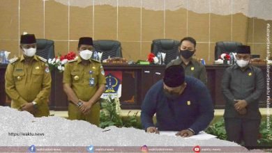 DPRD Boltim Gelar Paripurna Penandatanganan Nota Kesepakatan KUPA PPAS tahun 2021