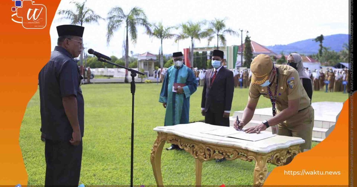 Penyerahan SK Kenaikan Pangkat