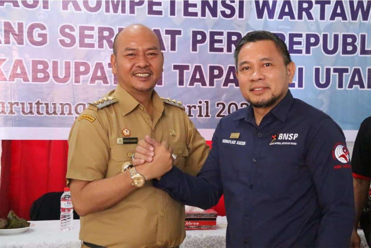 Bupati Tapanuli Utara Nikson Nababan