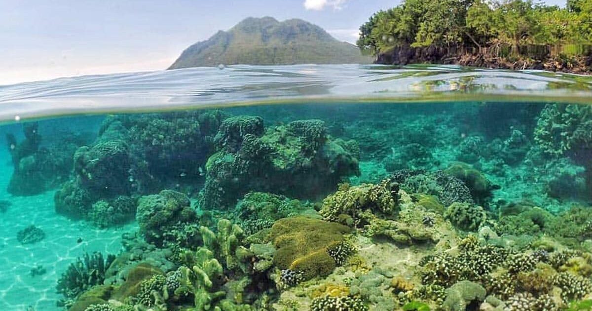 Pantai Jikomalamo
