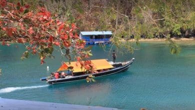 Pantai Sulamadaha