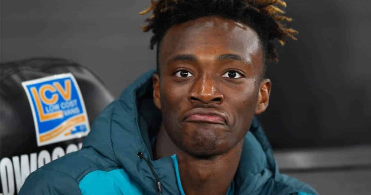 Tammy Abraham dengan Manchester United
