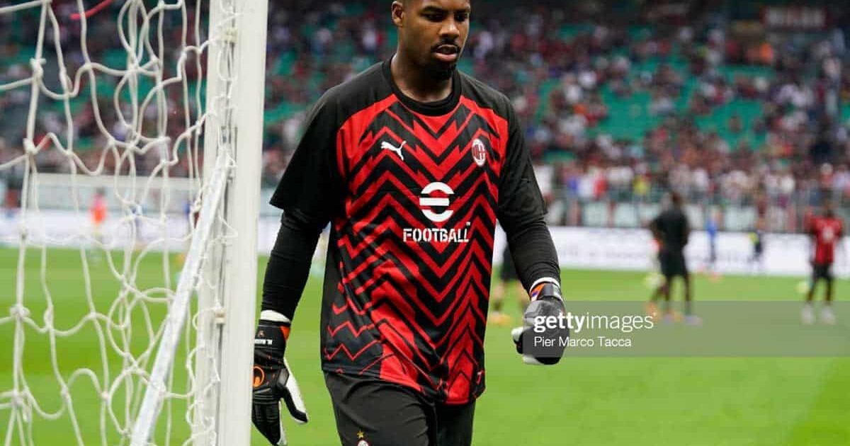 Chelsea Ajukan Tawaran untuk Mike Maignan