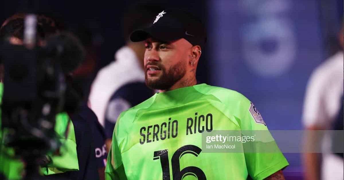 Real Madrid Menolak Tawaran Untuk Merekrut Neymar