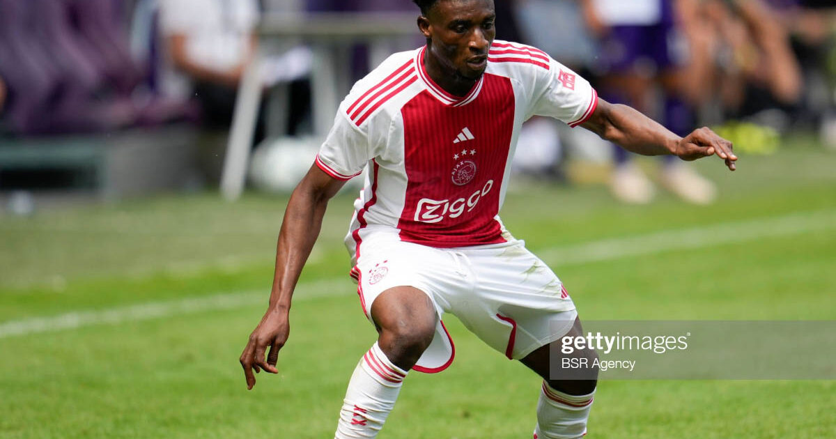 Chelsea Berebut Tanda Tangan Mohammed Kudus