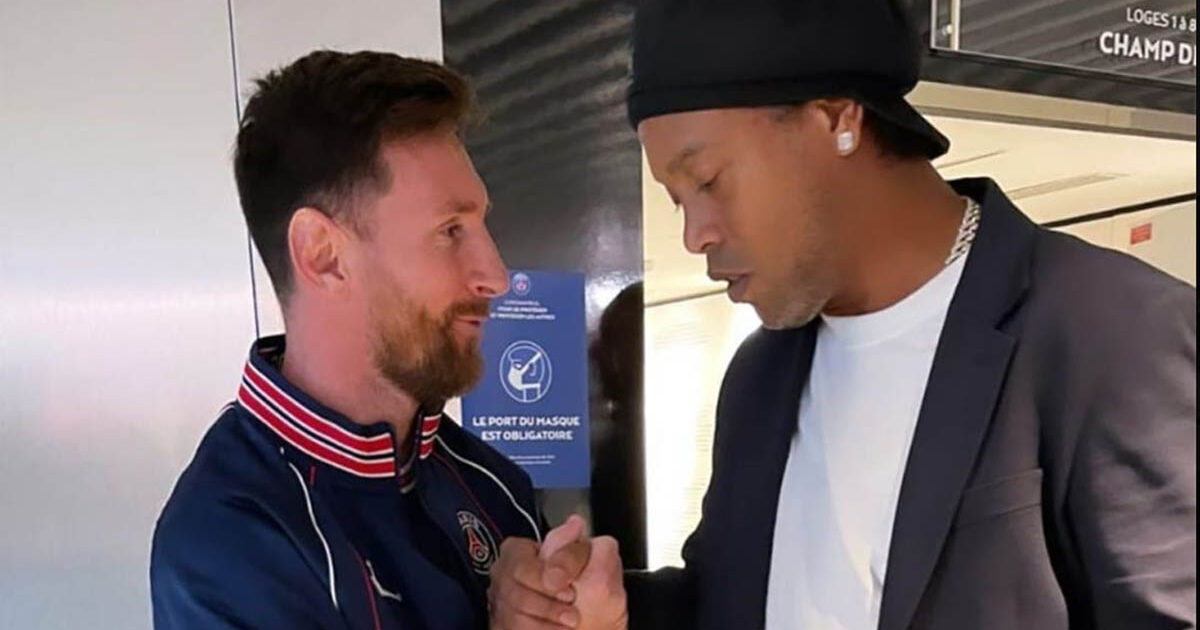 Ronaldinho Memberikan Dukungan pada Lionel Messi