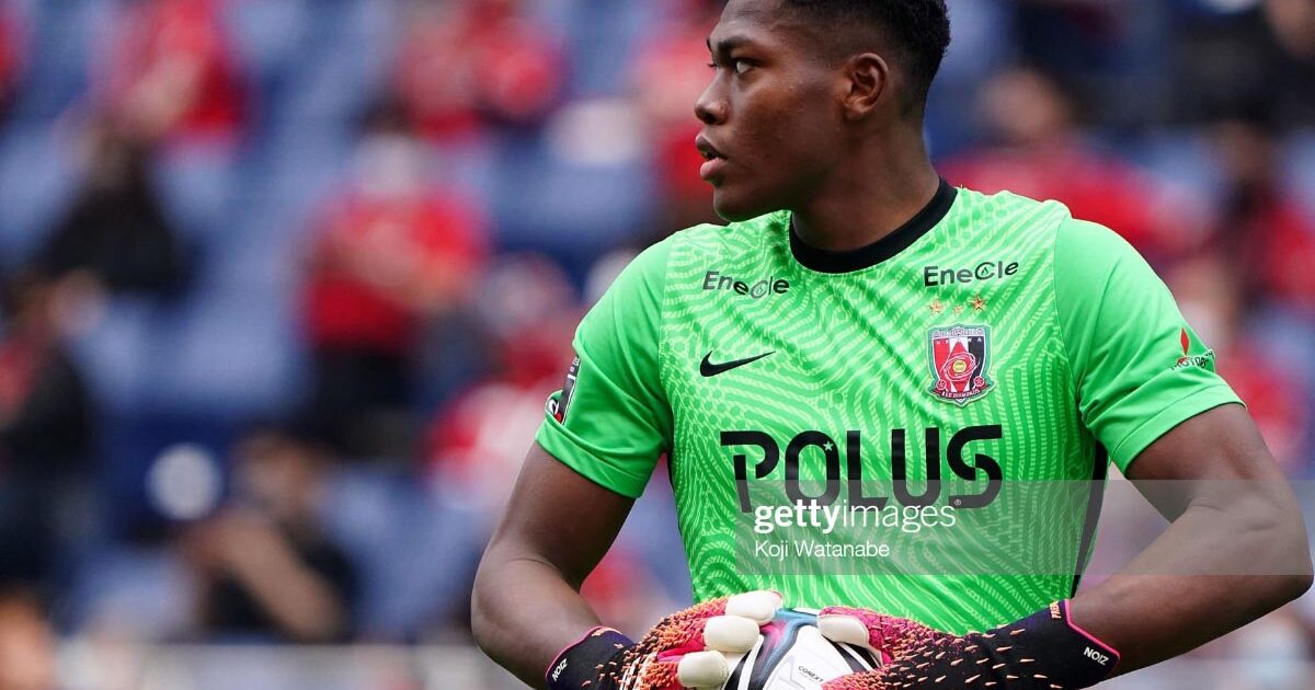 Manchester United Menyelesaikan Transfer Zion Suzuki