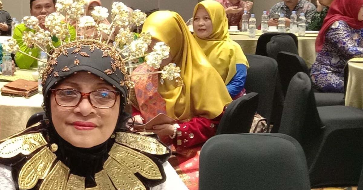 Mei Kosegeran Bersinar