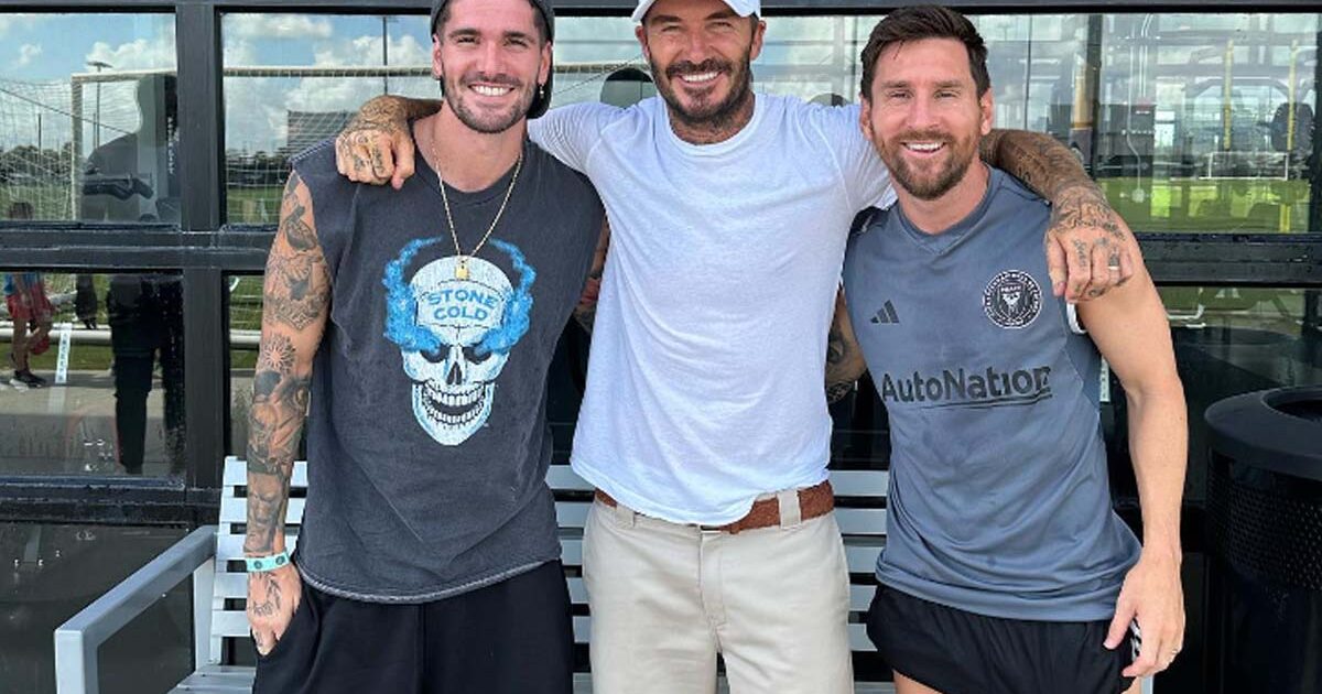 Messi dan Pengawalnya