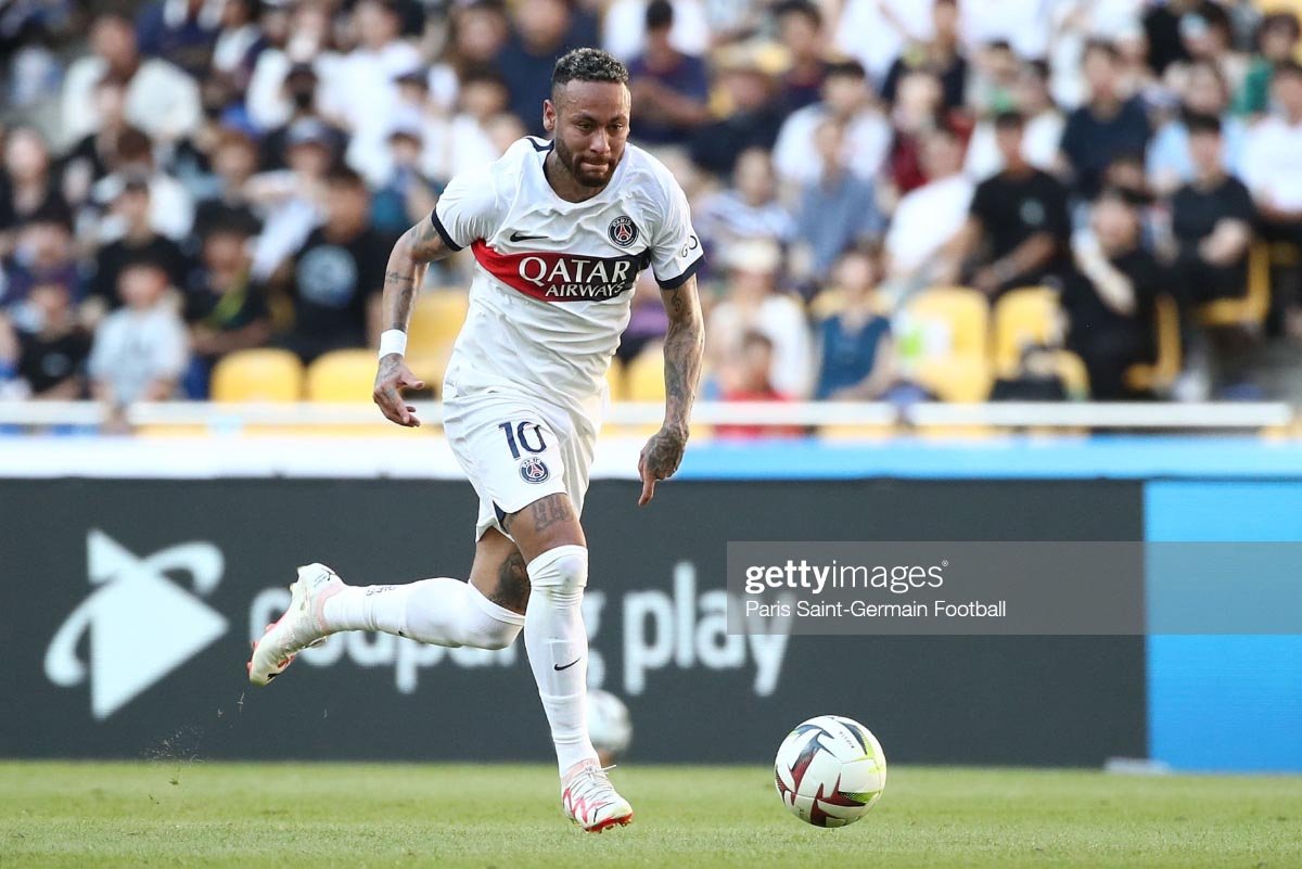 Neymar Menuju Camp Nou