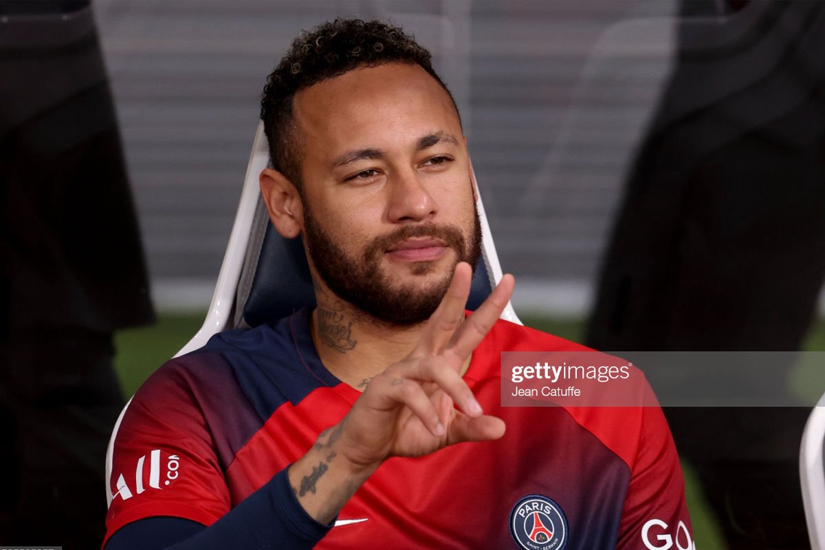 Neymar di Ambang Pergantian