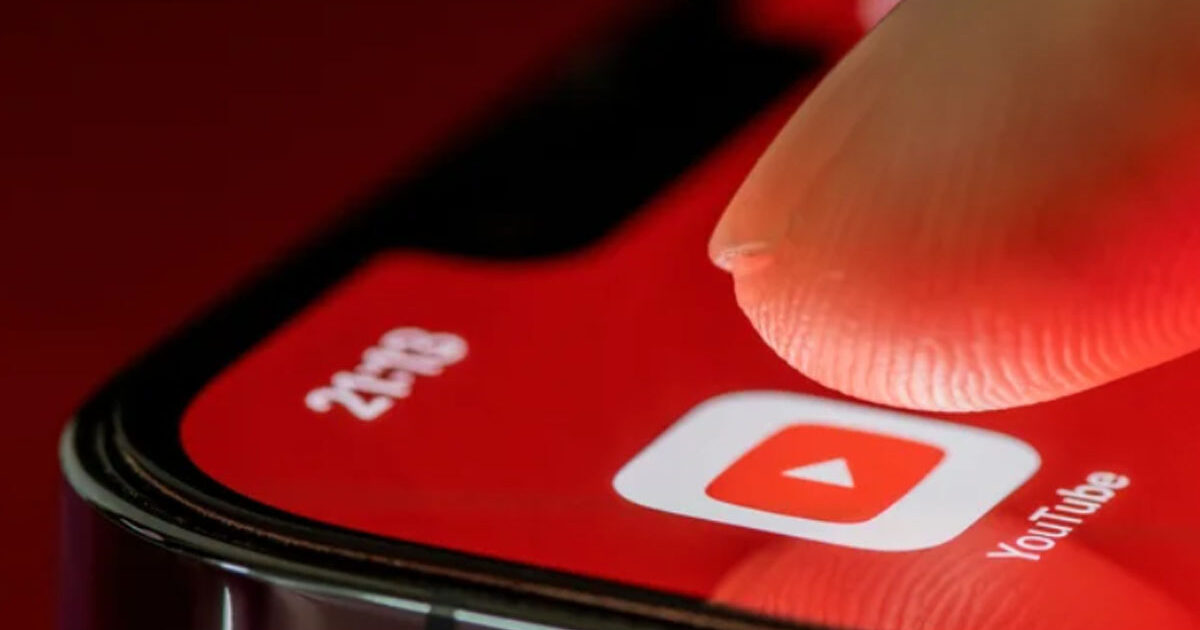 Trik Nonton YouTube di Latar Belakang