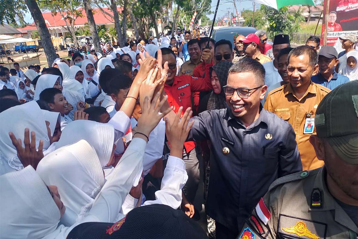 Masyarakat Bolmut Bergembira Menyambut Pj Bupati Sirajudin Lasena